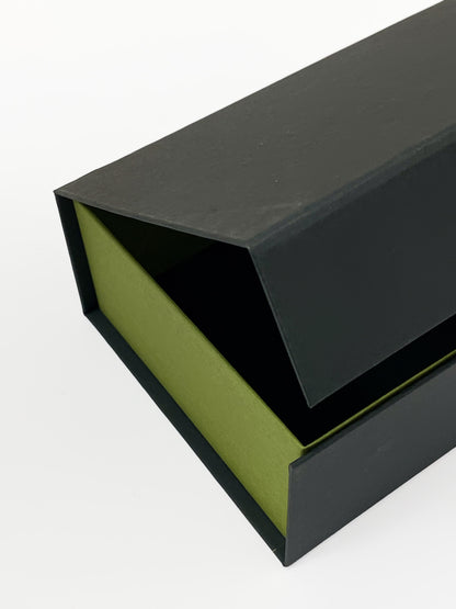 Foldable Luxury Packaging