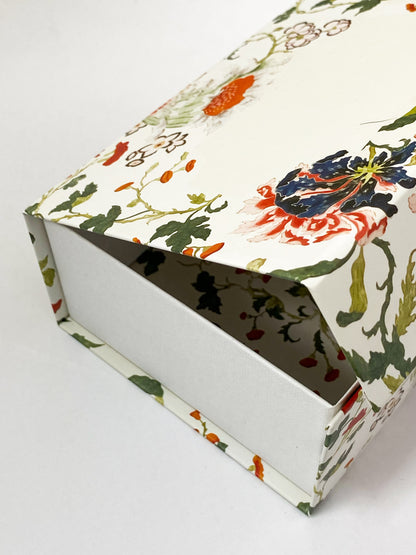 Foldable Luxury Packaging