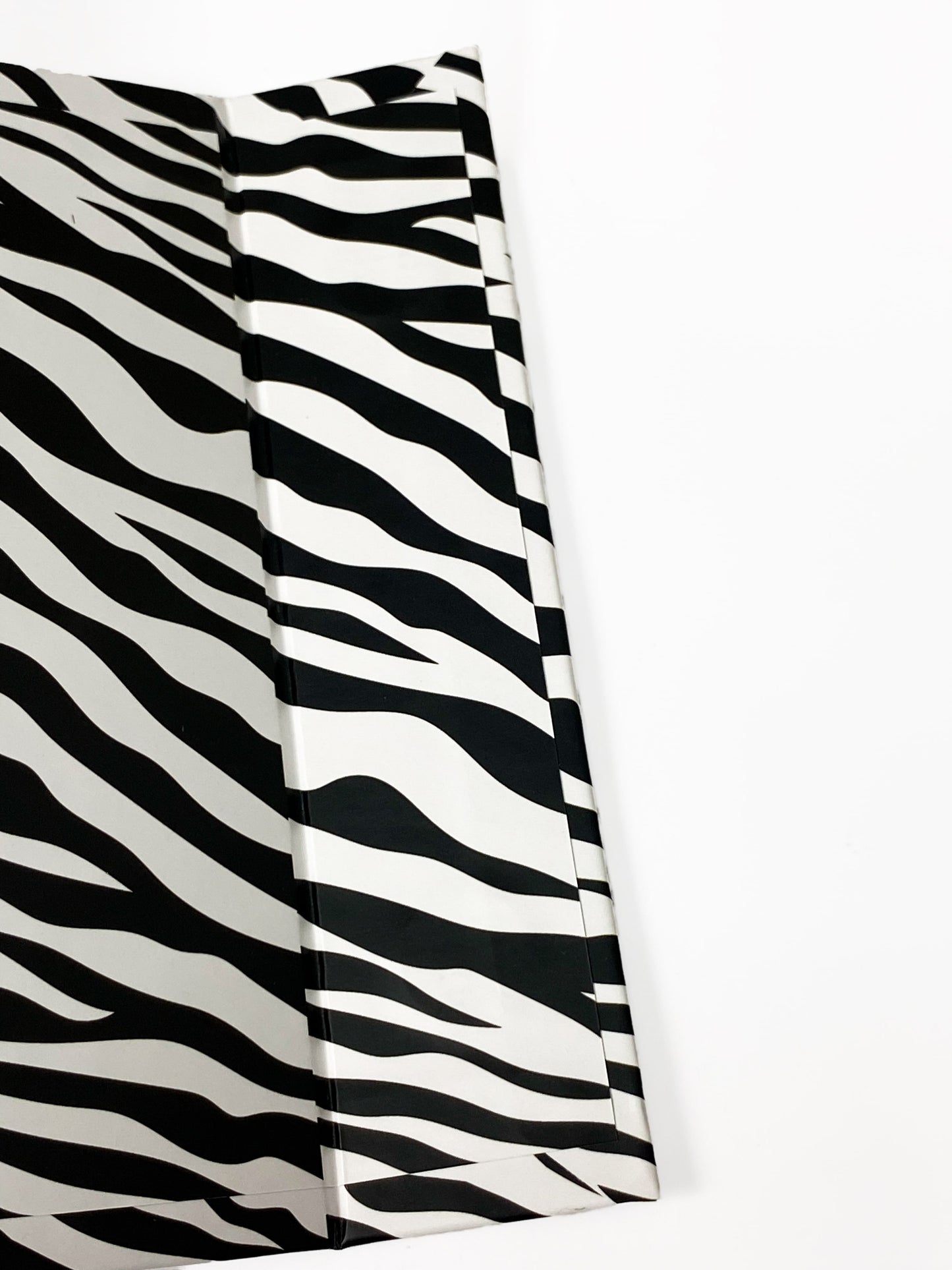 Foldable Luxury Packaging