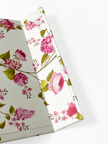 Foldable Luxury Packaging