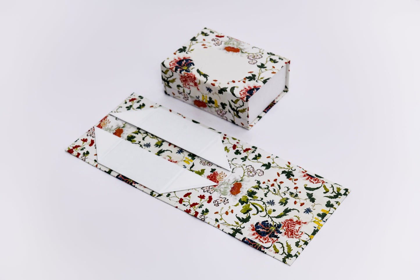 Foldable Luxury Packaging