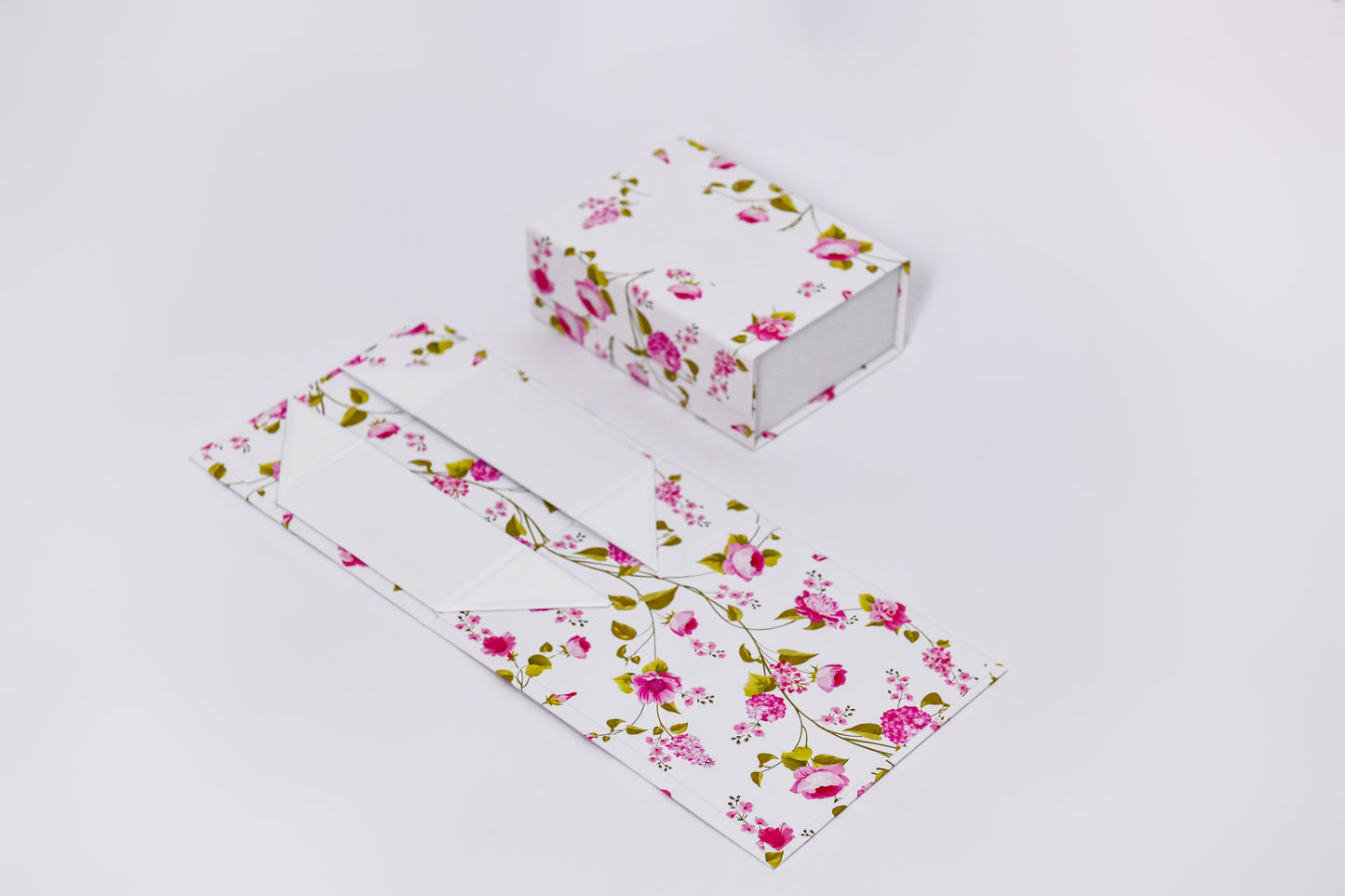 Foldable Luxury Packaging