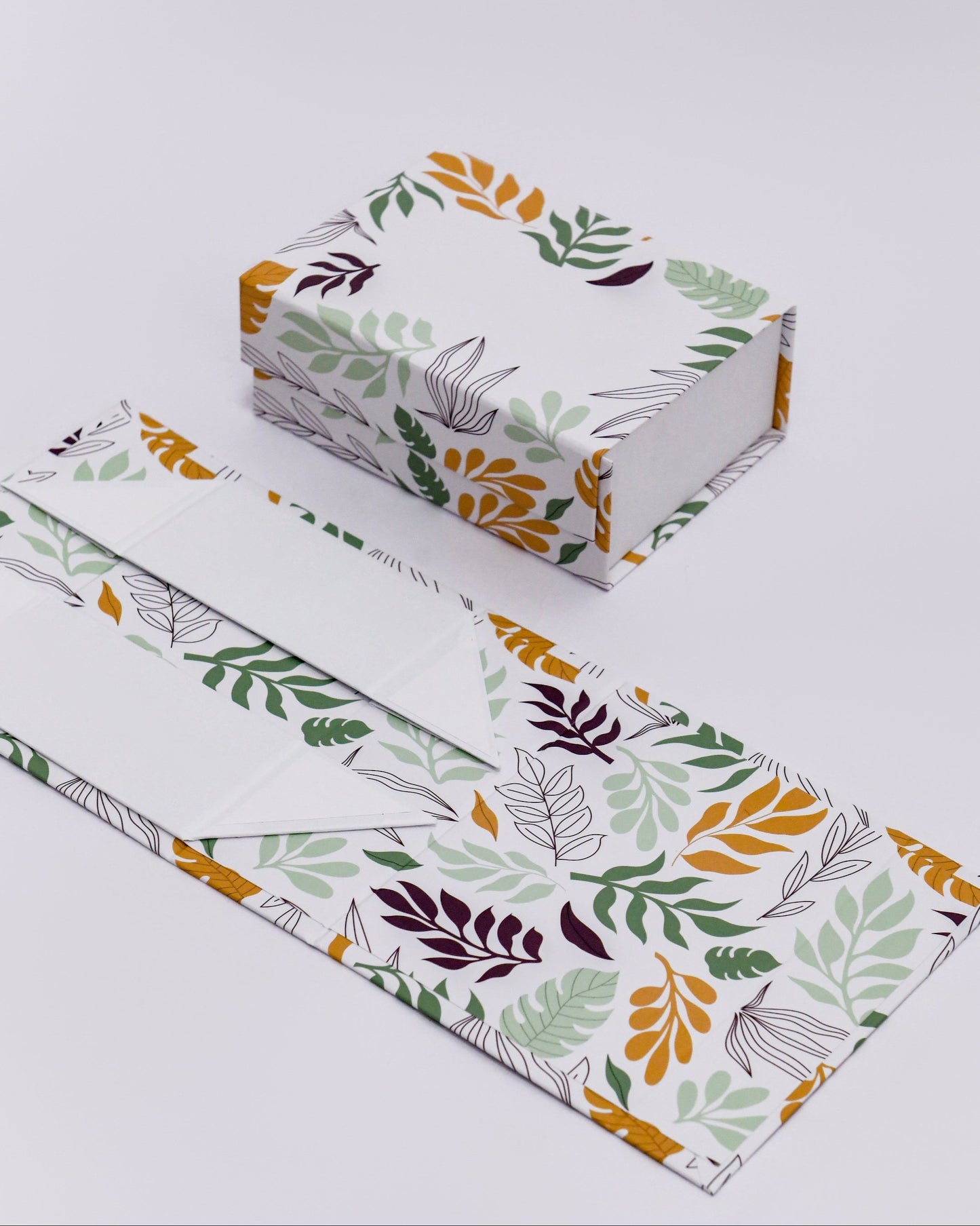 Foldable Luxury Packaging