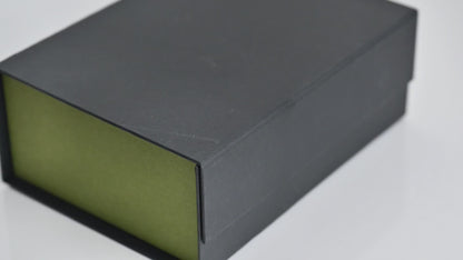 Foldable Luxury Packaging