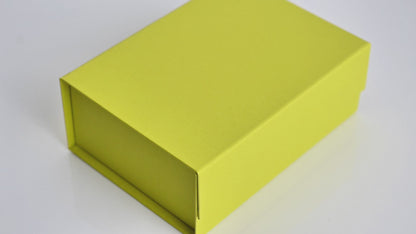 Foldable Luxury Packaging