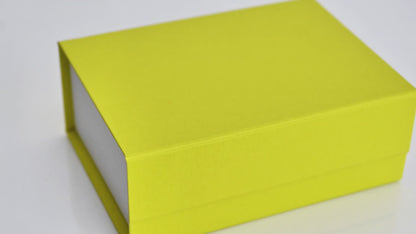 Foldable Luxury Packaging